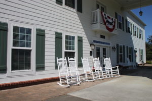 Front porch of the Mount Vernon lookalike, the George Washington Inn.
