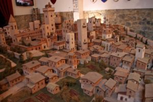 “San Gimignano 1300,” a clay reproduction of the town as it would have appeared when 72 tower houses still stood.