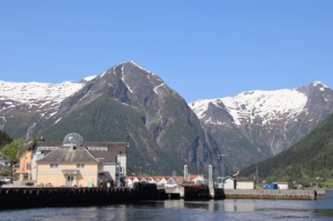 Coming into the quay, which is to the left, on arrival at Balestrand.